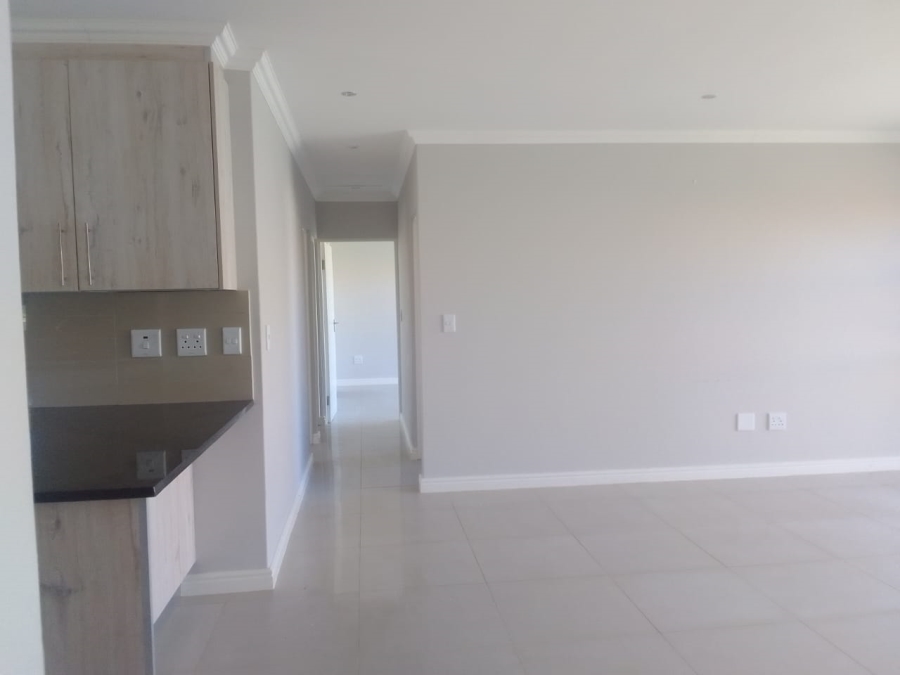 To Let 3 Bedroom Property for Rent in Winterstrand Eastern Cape